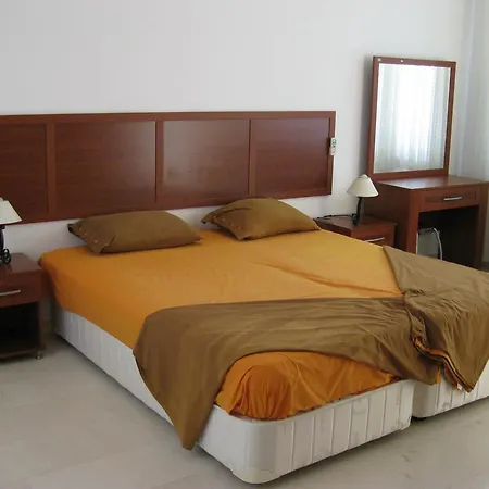 Villa Belek Resort *
